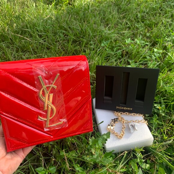 YSL Yves Saint Laurent Red Chevron Quilted Clutch Limited Edition - Picture 7 of 16